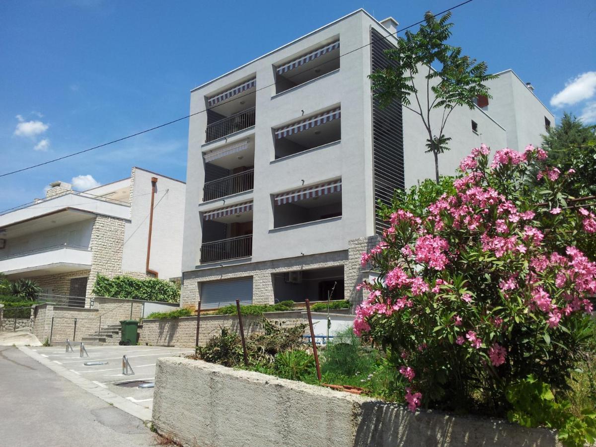 夏季公寓 茨里克韦尼察 外观 照片